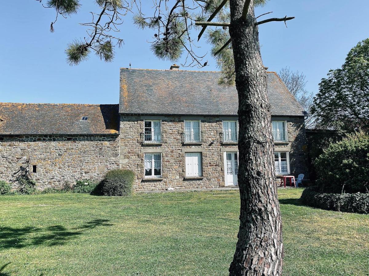 Отель Domaine De L'Aumone Cherrueix Экстерьер фото